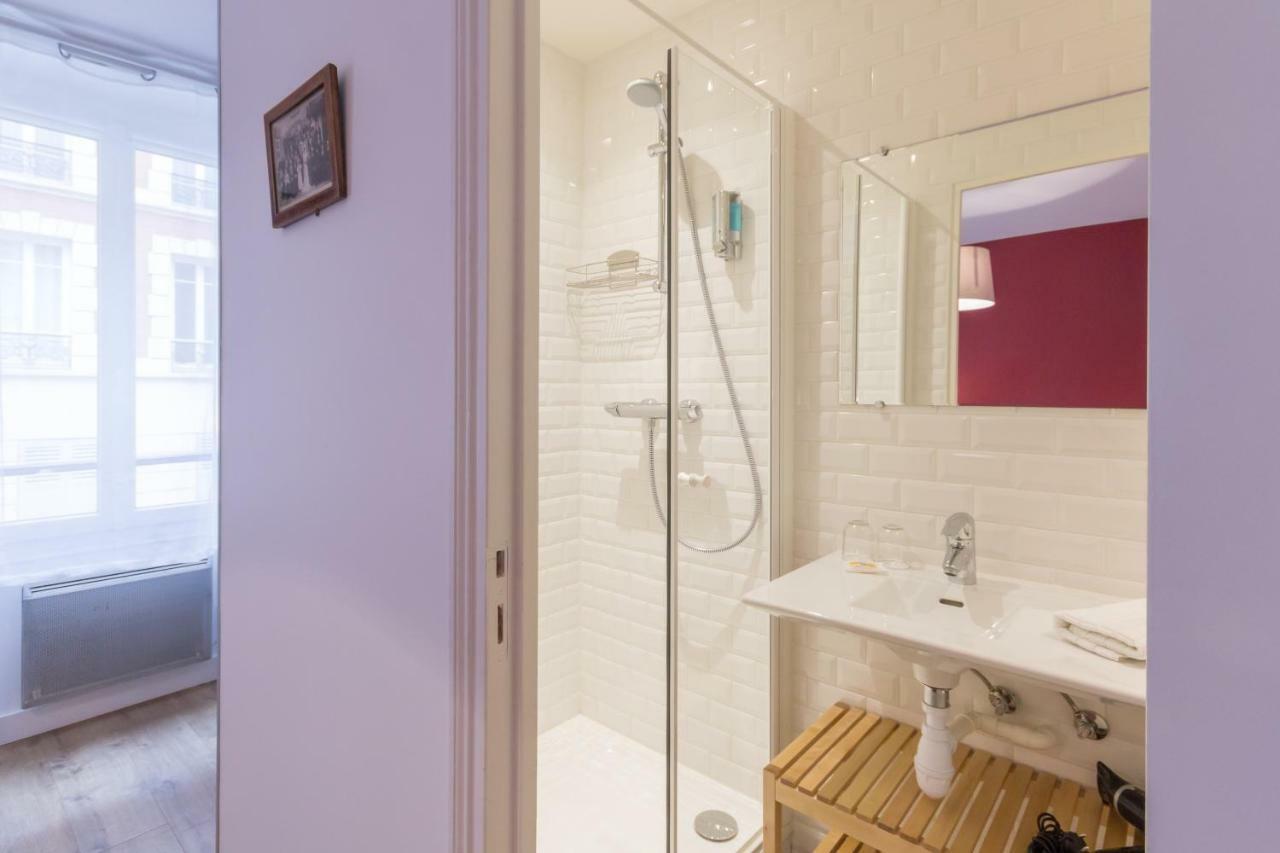 Les Toits De Paris Bed & Breakfast Bagian luar foto
