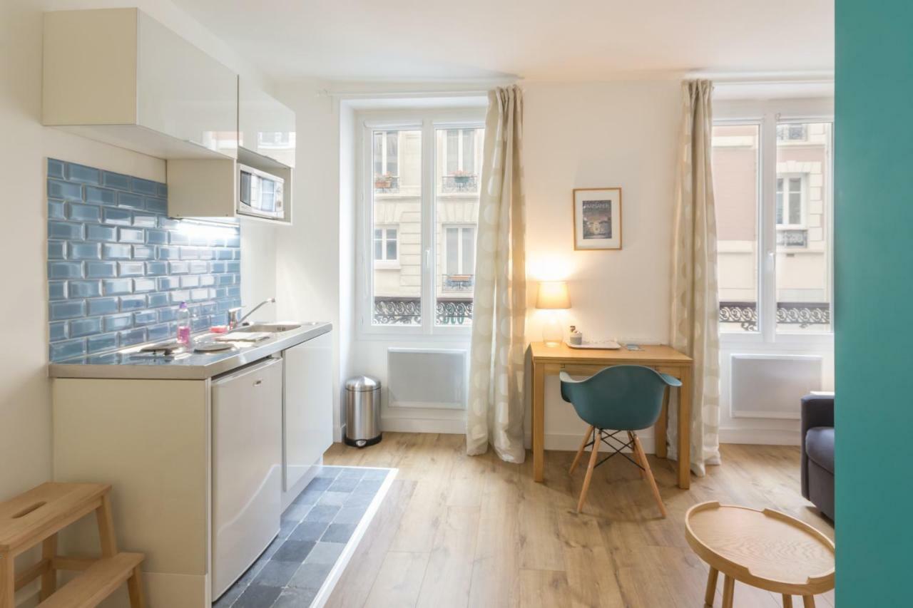 Les Toits De Paris Bed & Breakfast Bagian luar foto
