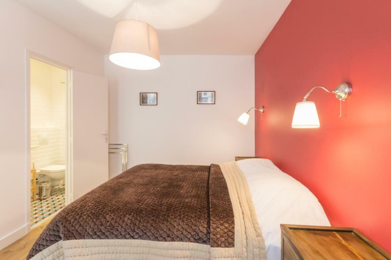 Les Toits De Paris Bed & Breakfast Bagian luar foto