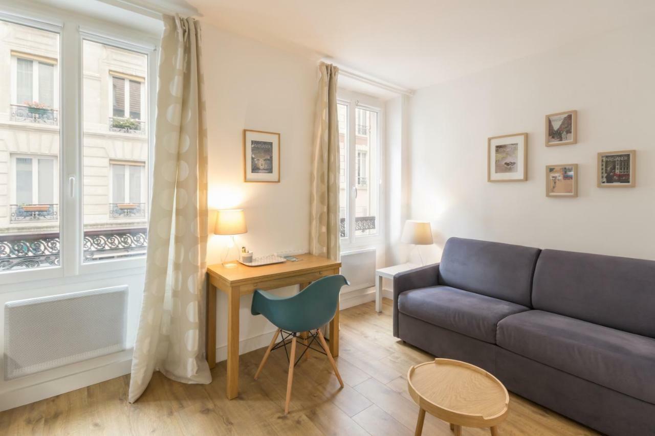 Les Toits De Paris Bed & Breakfast Bagian luar foto