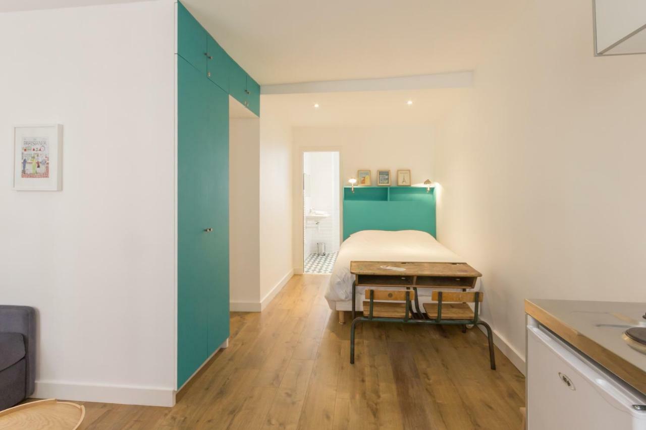 Les Toits De Paris Bed & Breakfast Bagian luar foto