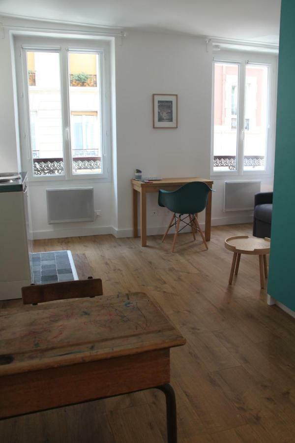 Les Toits De Paris Bed & Breakfast Bagian luar foto