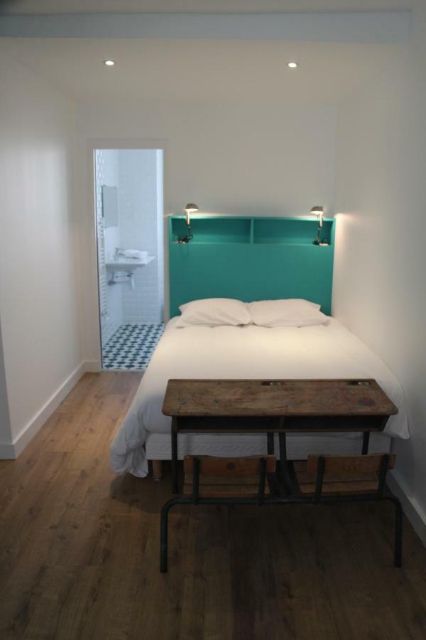 Les Toits De Paris Bed & Breakfast Bagian luar foto