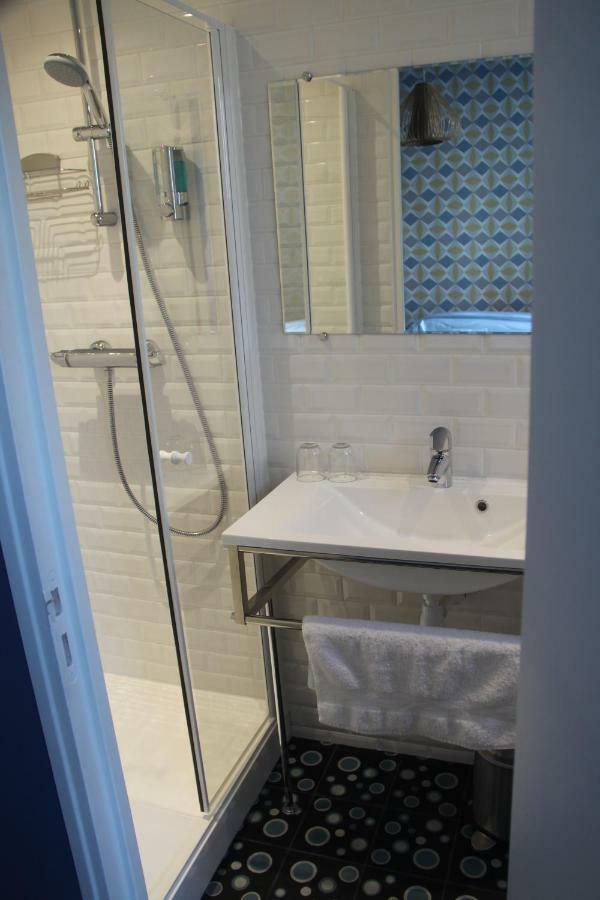 Les Toits De Paris Bed & Breakfast Bagian luar foto
