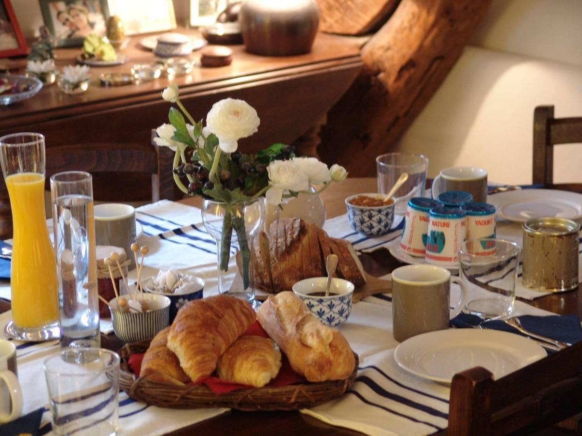 Les Toits De Paris Bed & Breakfast Ruang foto